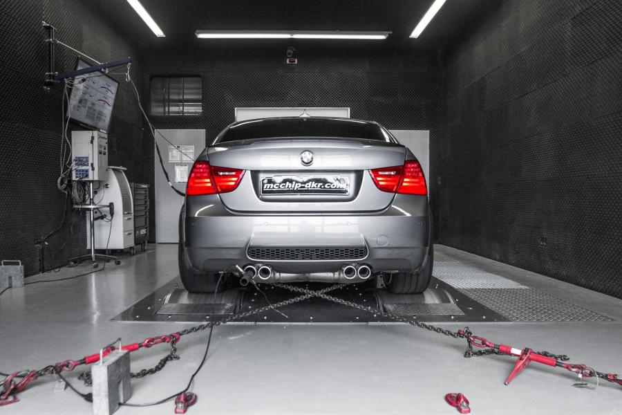  BMW M3 Sedan 4.0 V8 by Mcchip-DKR 2017 года  (фото 3 из 6)